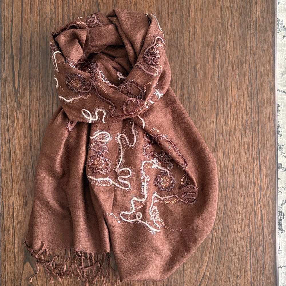 100 % cashmere pashmina Embroidered Shawl/Scarf with Sequins. - Picture 2 of 11